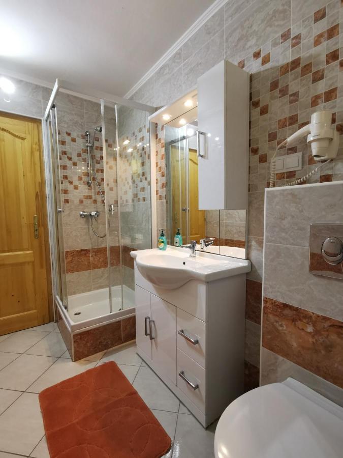 Magyar Apartmanhaz Iv. ザラカロシュ エクステリア 写真