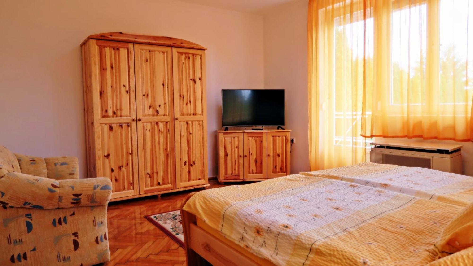 Magyar Apartmanhaz Iv. ザラカロシュ 部屋 写真