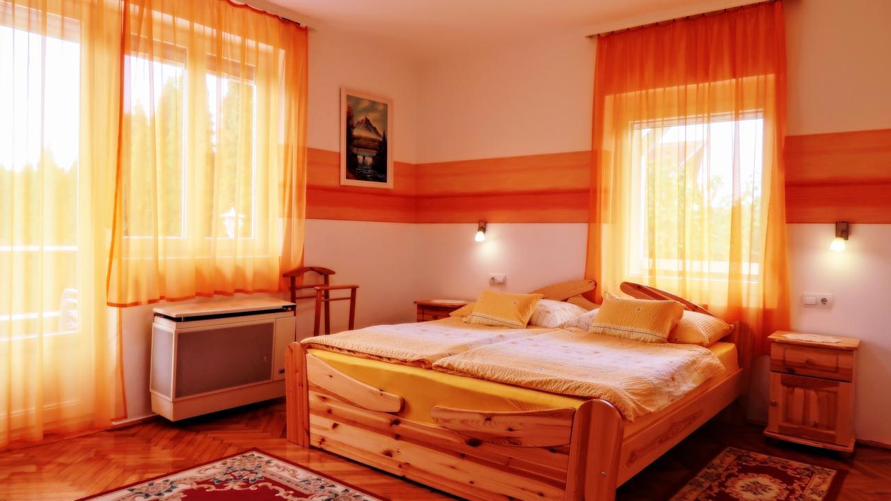 Magyar Apartmanhaz Iv. ザラカロシュ エクステリア 写真